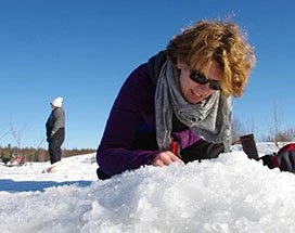 luosto-ijsvissen-sneeuwscooteren