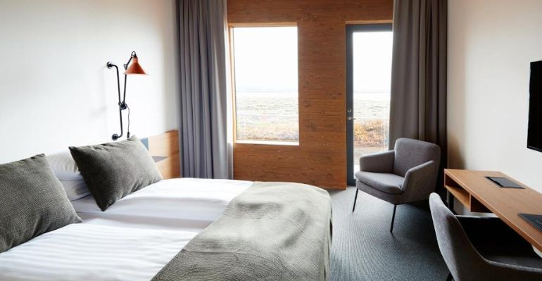 Lakeview upgrade Foss Hotel